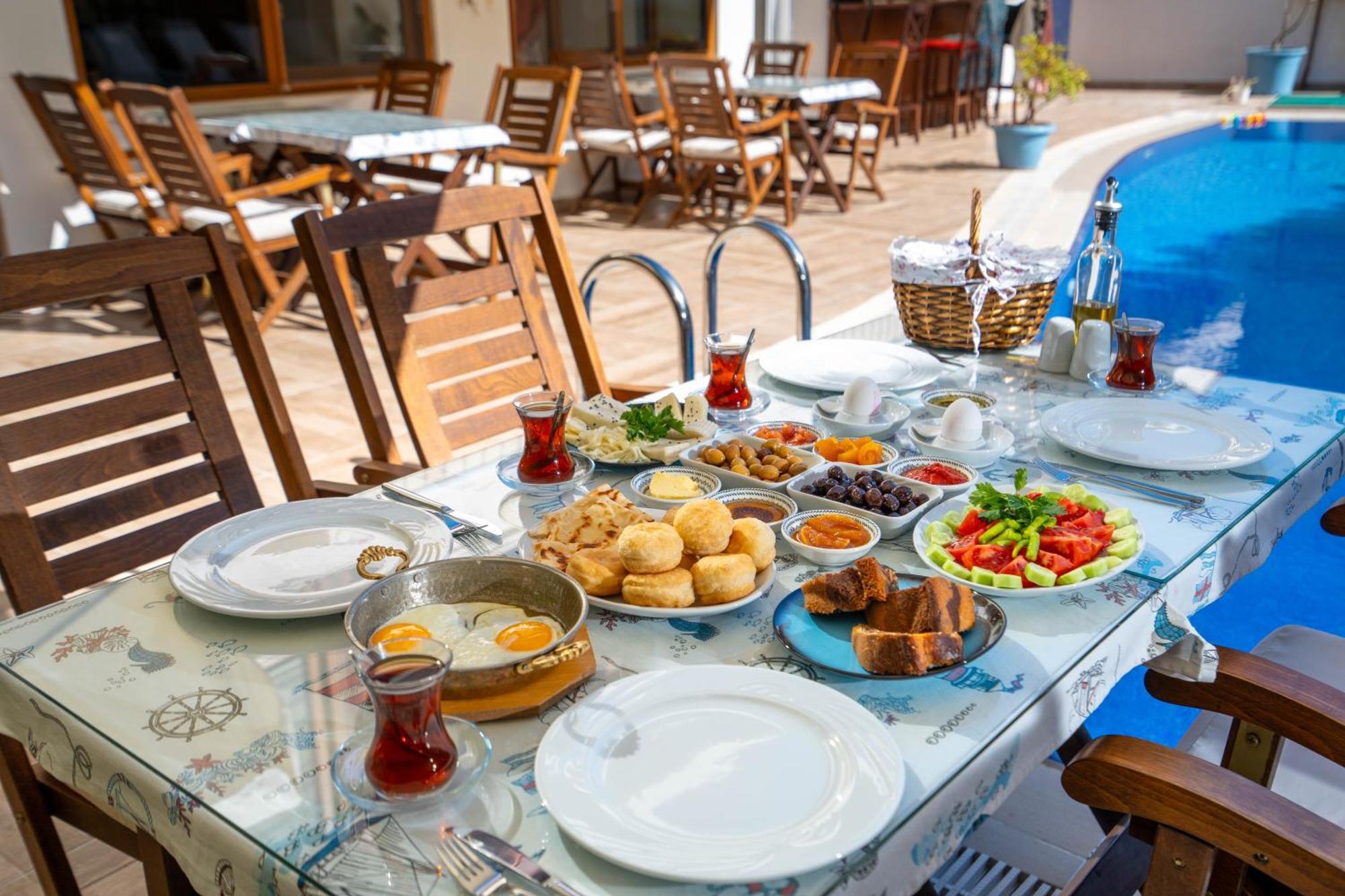 Cunda Giritlioglu Otel Adult Only Айвалык Экстерьер фото